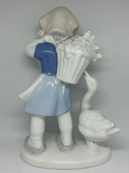 VINTAGE GEROLD PORZELLAN BAVARIA GIRL WITH GOOSE 7003/A West Germany
