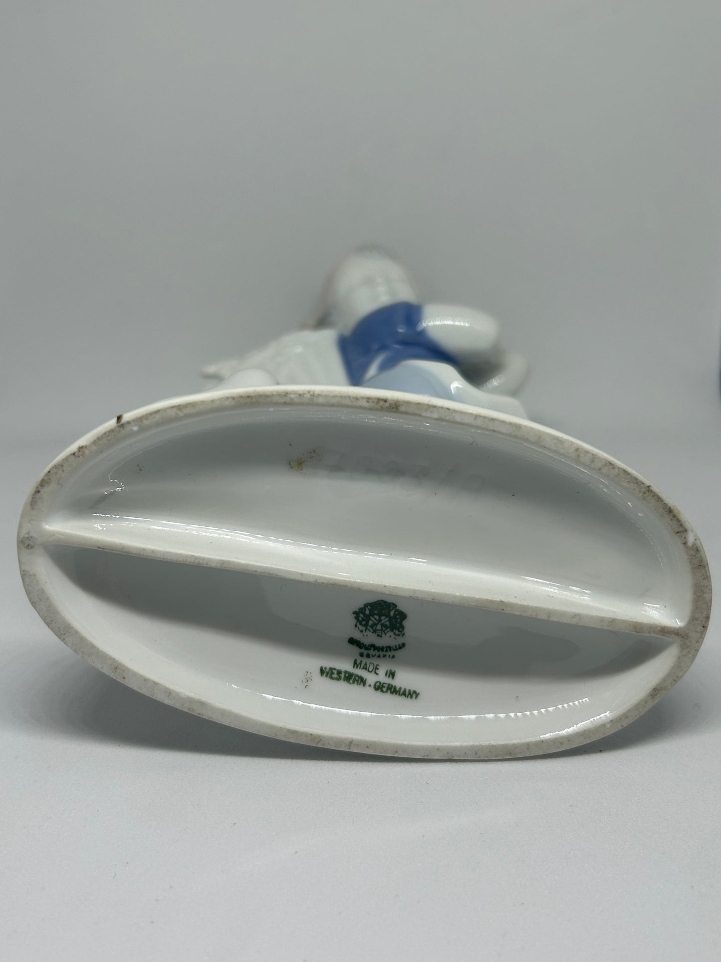 VINTAGE GEROLD PORZELLAN BAVARIA GIRL WITH GOOSE 7003/A West Germany