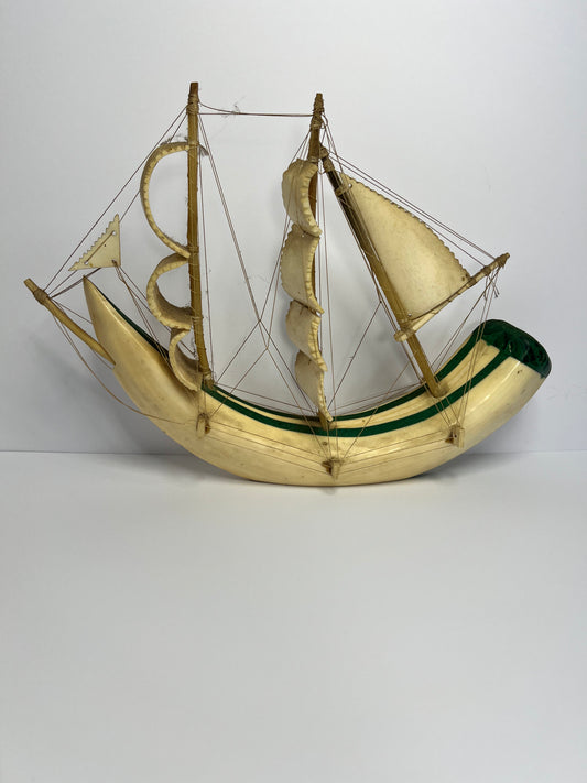 COW BOVINE HORN FOLK ART NAUTICAL 3 MAST SAILING SHIP TV LAMP SCULPTURE ASIS