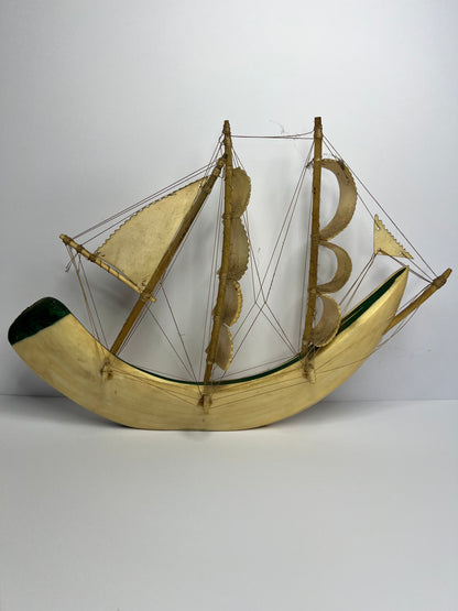 COW BOVINE HORN FOLK ART NAUTICAL 3 MAST SAILING SHIP TV LAMP SCULPTURE ASIS